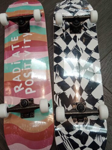 Skate board